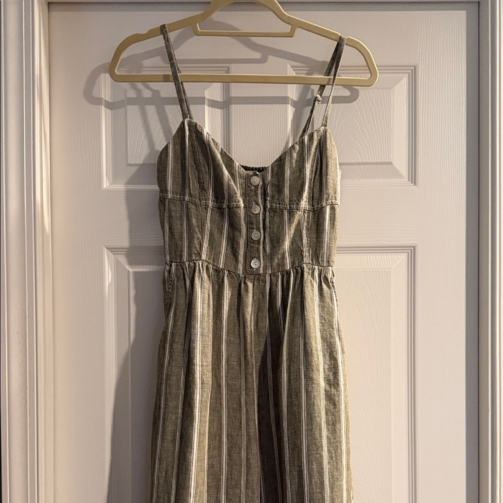 Madewell Linen Jumpsuit. - Picture 1 of 6